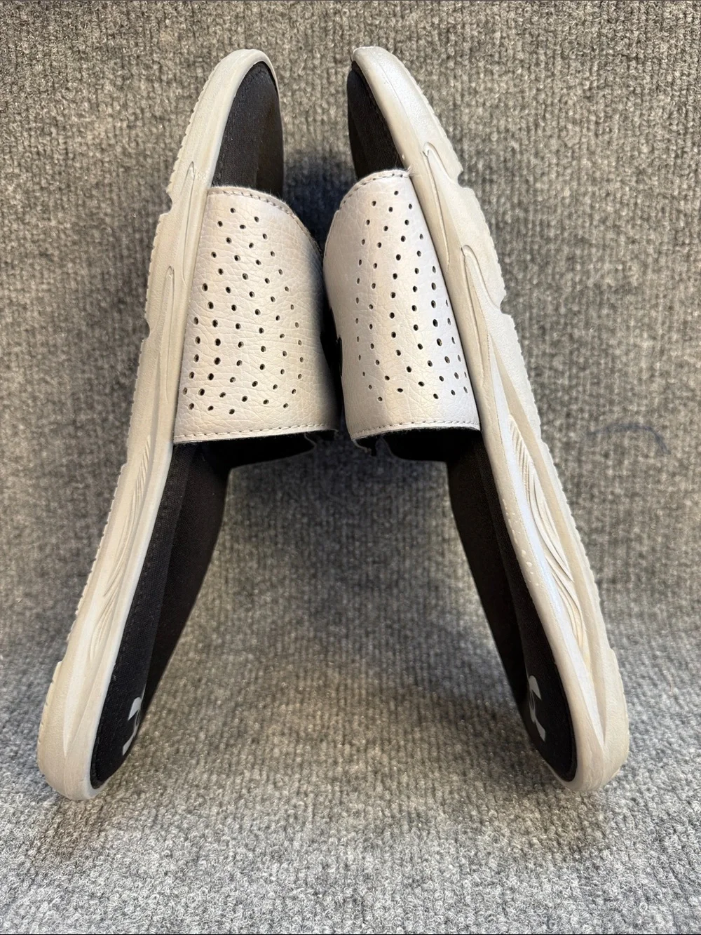 Under Armour comfortable cushioned